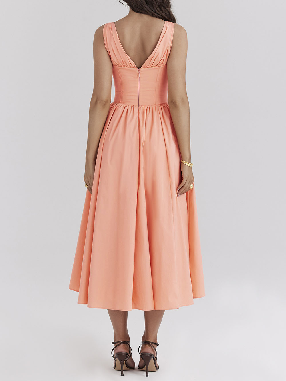 Midi-jurk met diepe V-hals in retro paleisstijl