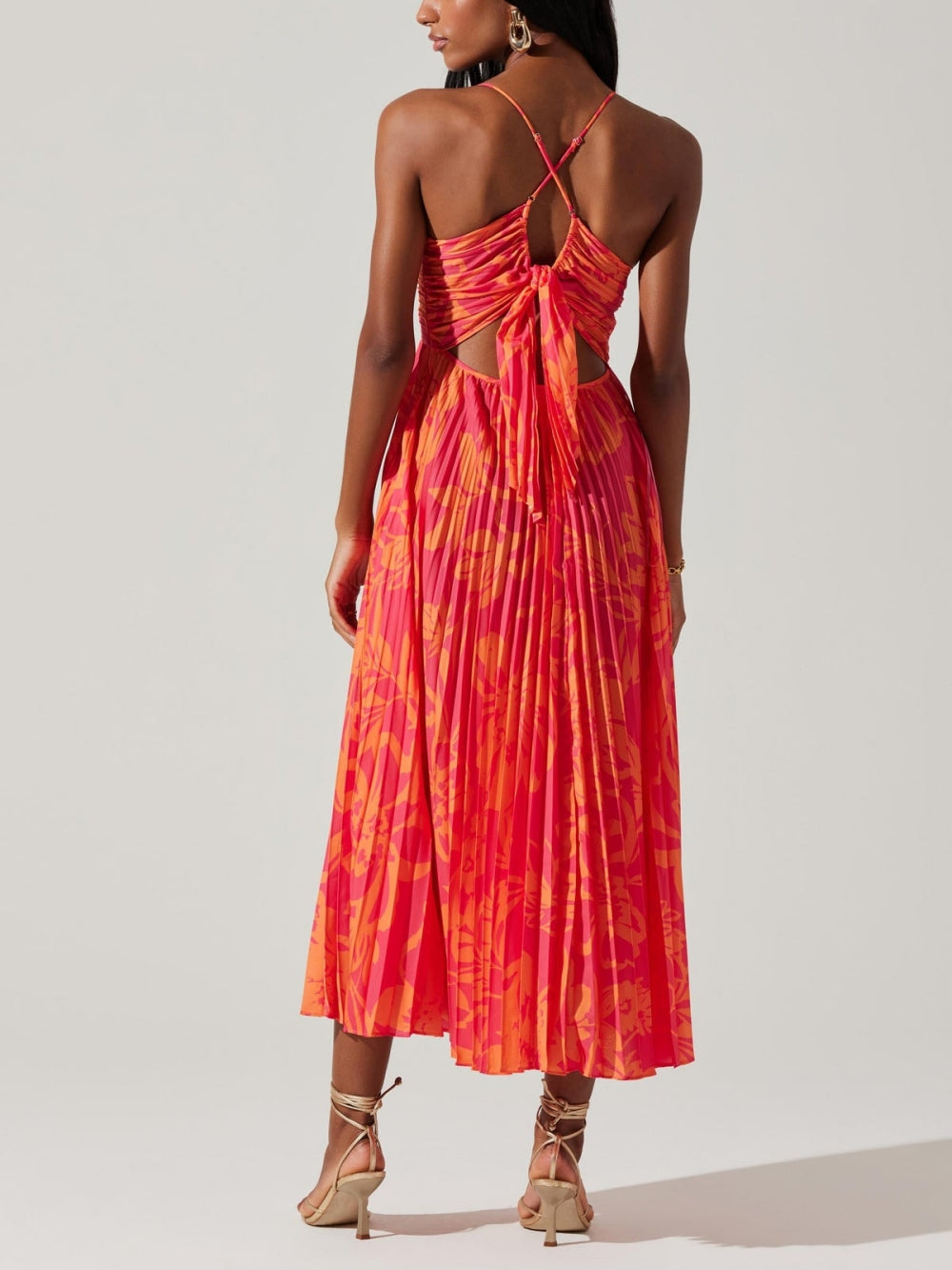 Elegante midi-jurk met bloemenprint en plooien