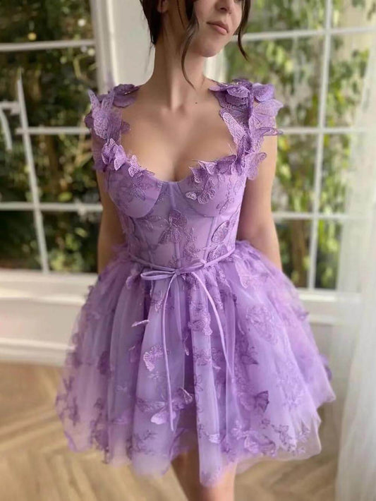 Elegante baljurk mini-jurk van tule met vlinderkant en appliqué