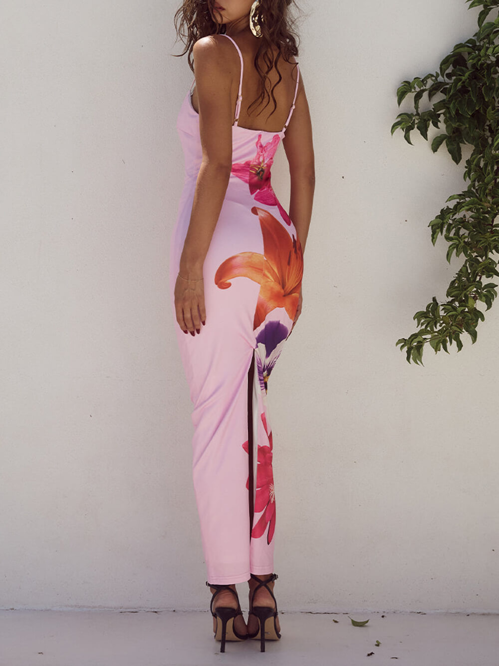 Unieke paarse midi-jurk met bloemenprint en band