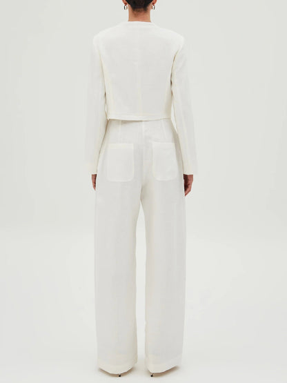 Elegant High-Waisted Wide-Leg Trousers With Patch Pockets