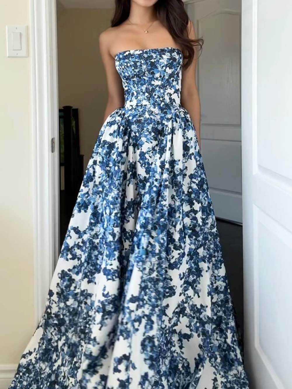 Elegante strapless string maxi-jurk met print