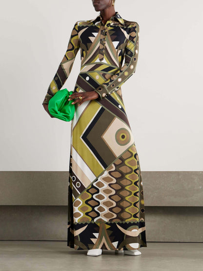 Maxi-jurk met retro persoonlijkheid en abstracte print met lange mouwen