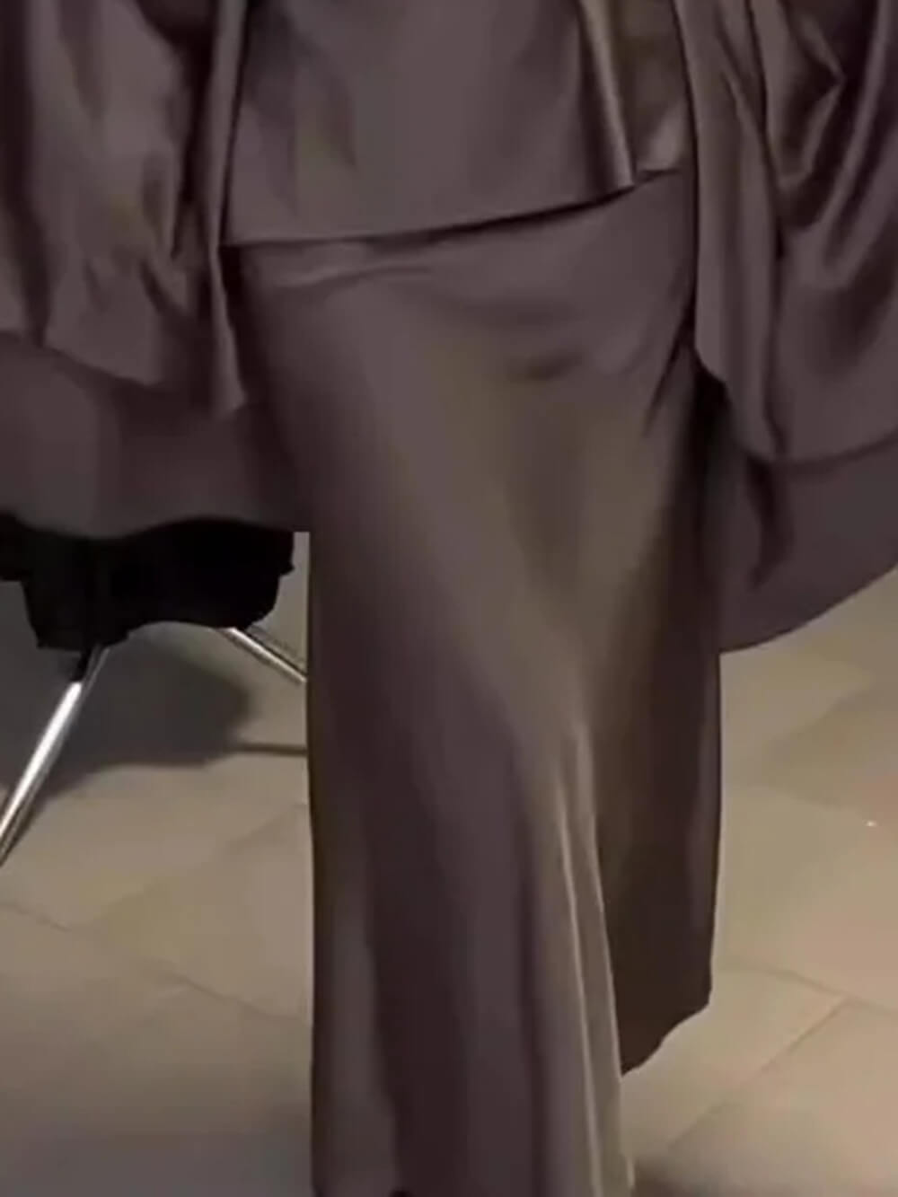 Fashionable Satin Slim-Fit Maxi Skirt