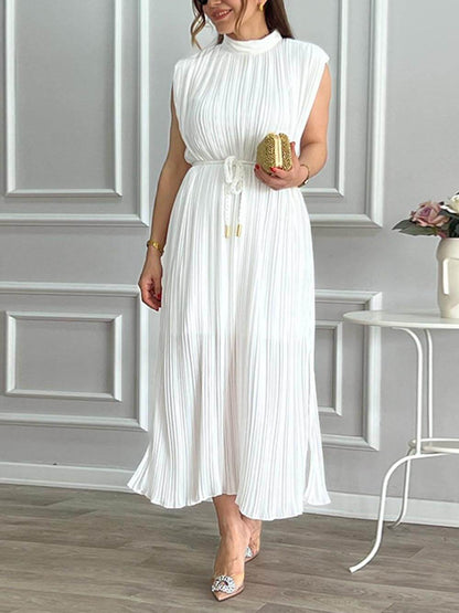 Elegante midi-jurk met geplooide halfhoge kraag en stropdas